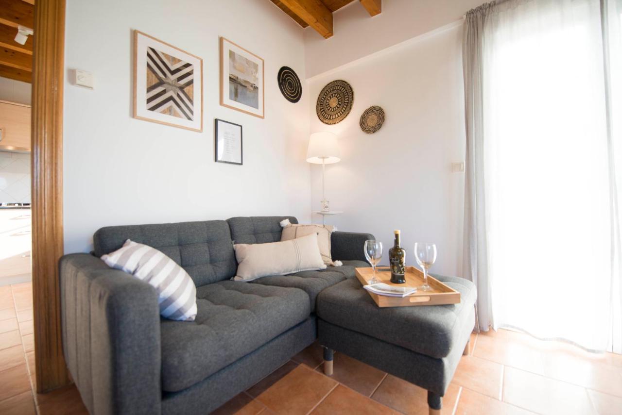 Apartamentos Turisticos Bizkar Bare Sopuerta ภายนอก รูปภาพ